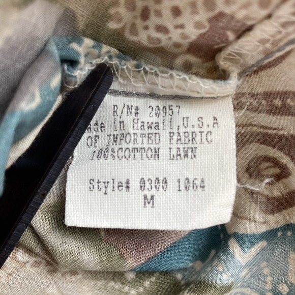 Tori Richard Honolulu Shirt Mens Medium Hawaiian Ancient Geometric Vintage USA - Picture 8 of 9